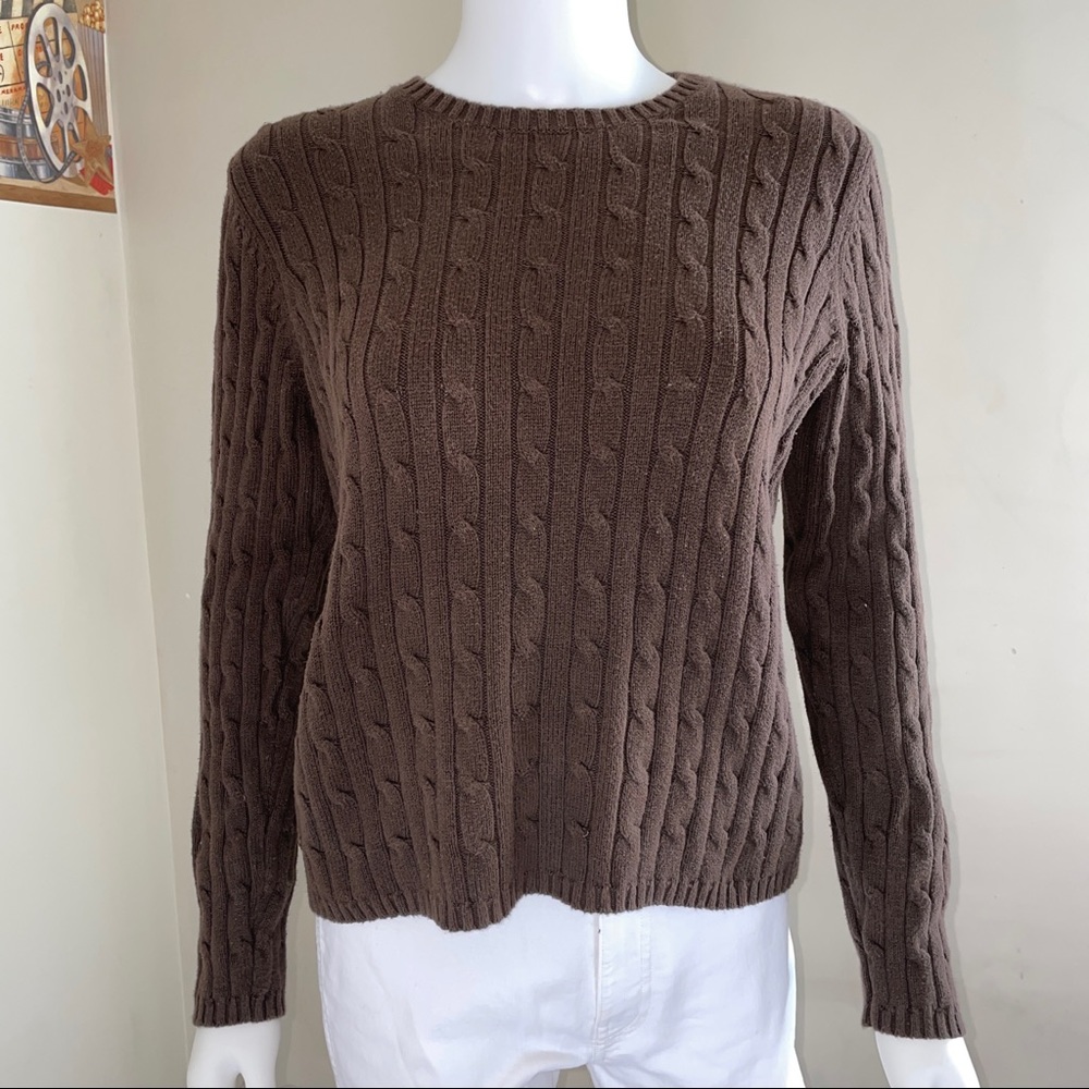 🌸3/$12🌸 St. John’s Classic Cable Sweater